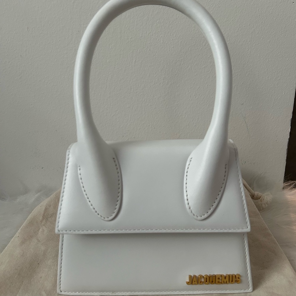 jacquemus le chiquito moyen white leather 100% authentic never used
